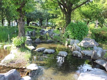 都城市　万葉植物園