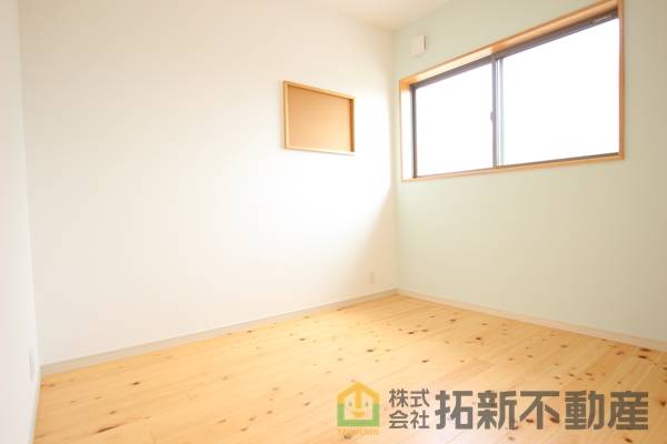 都城市蓑原町　洋室