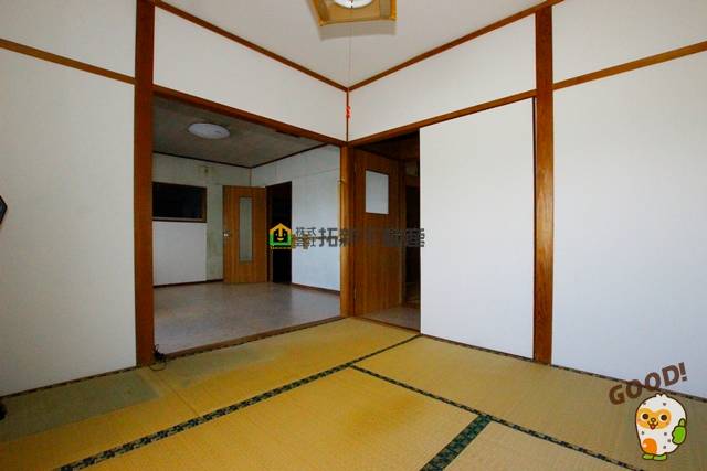 都城市志比田町　店付住宅　