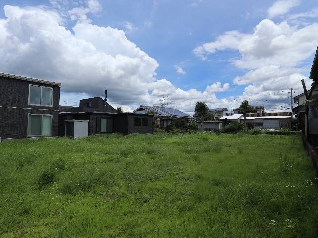 都城市郡元二丁目　売地　1380万円　125.54坪　