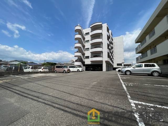 都城市年見町　中古マンション1800万円　9階最上階　