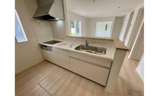 都城市上川東１丁目　新築建売1号棟　2188万円　4LDK　