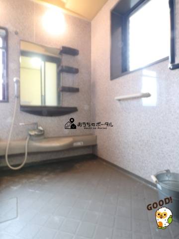 都城市南鷹尾町　店付住宅　