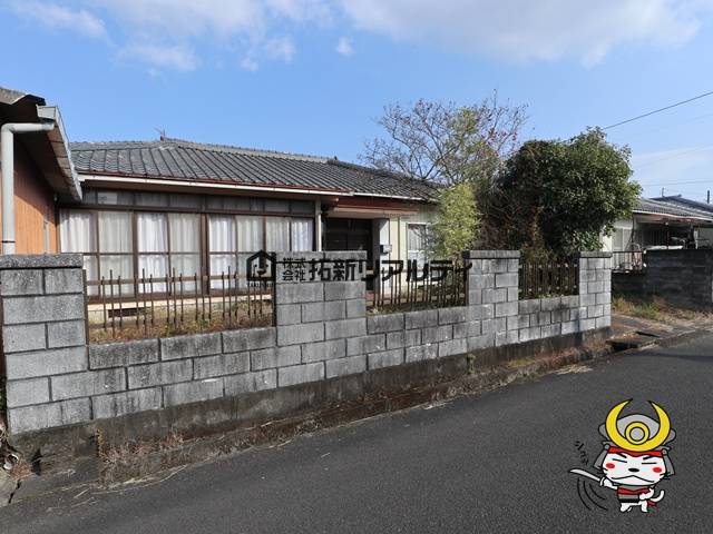 都城市広原町　中古一戸建て　